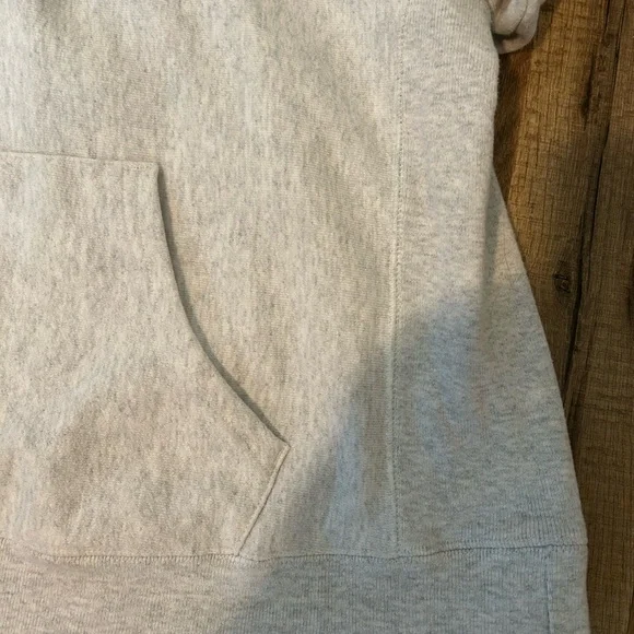 Champion Men's Light Gray Hoodie - Picture 4 of 4